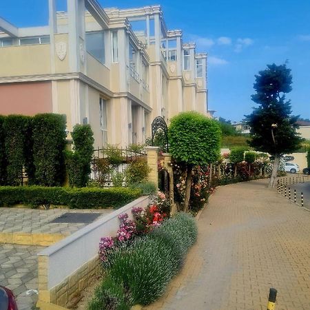 Апартамент- Вила Флоренс На 600 М От Плажа! Varna Buitenkant foto
